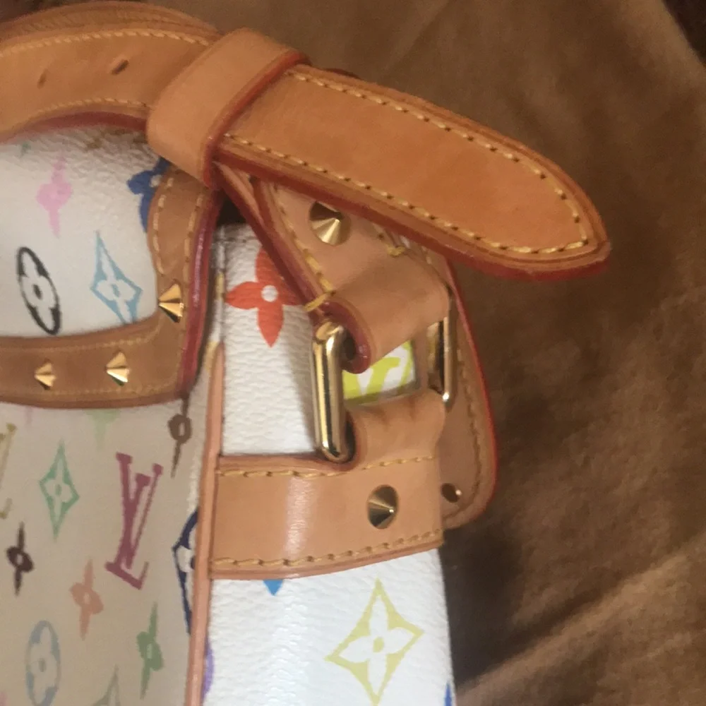 ๐โจ COLLECTABLE โจ๐ MULTICOLOR CROSSBODY LOUIS VUITTON SOLOGE - Picture 12 of 15